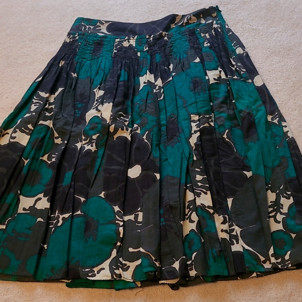 Yansi Fugel Size 4 Skirt
